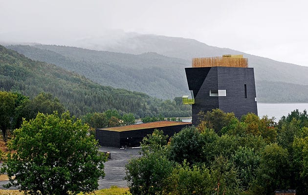 exterior cloudy rt