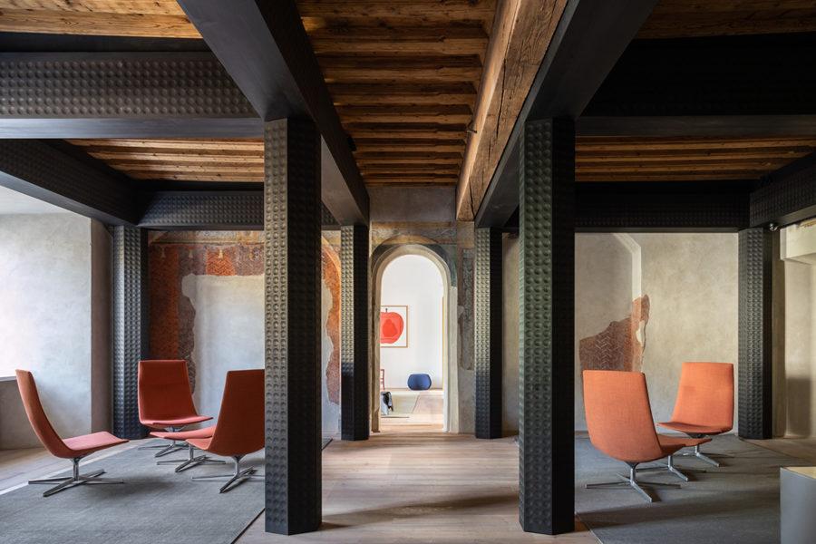 Carlana Mezzalira Pentimalli Brixen Library interior South Tyrol