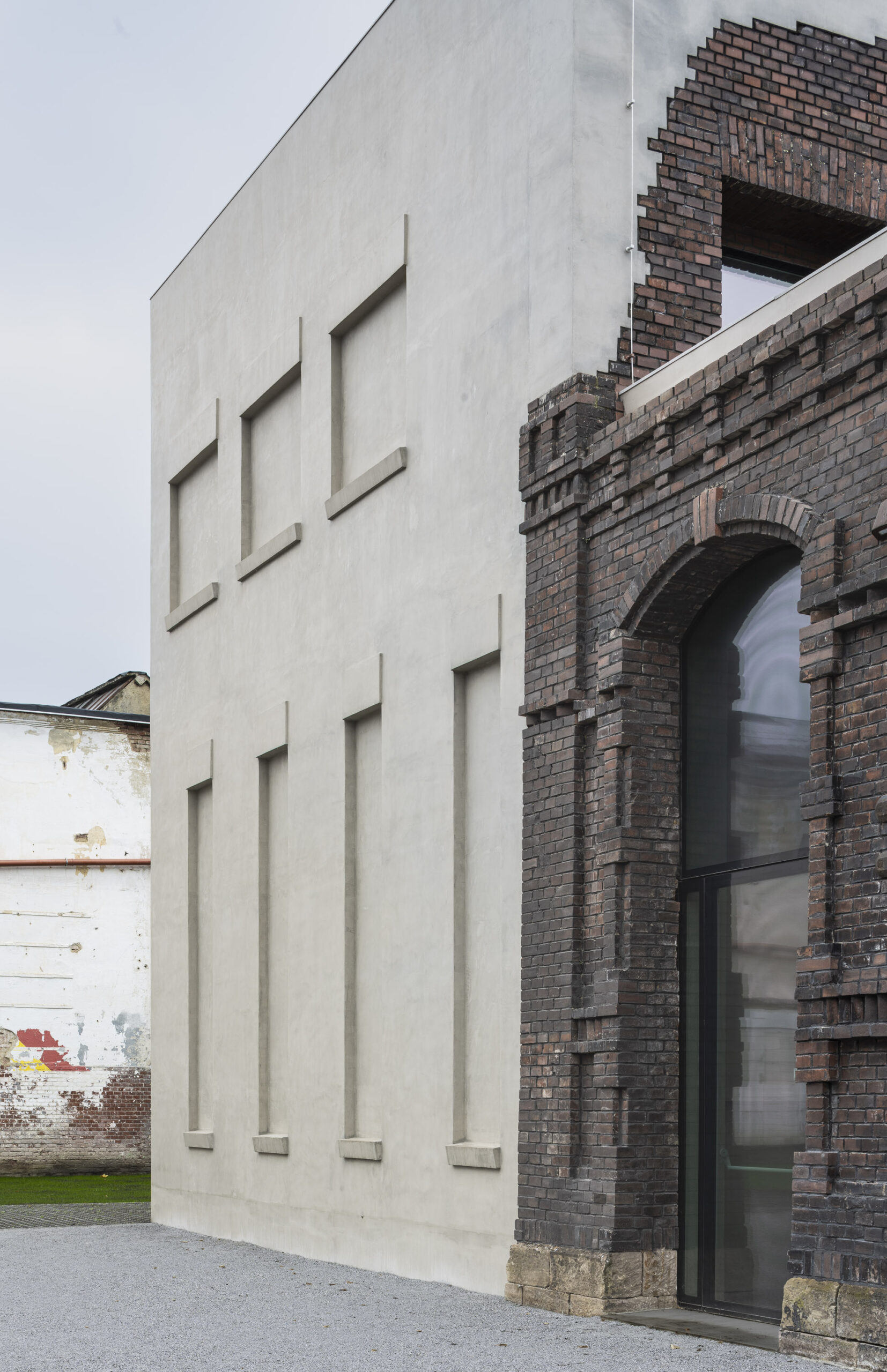 KWK Promes Art Gallery Plato architecture facade
