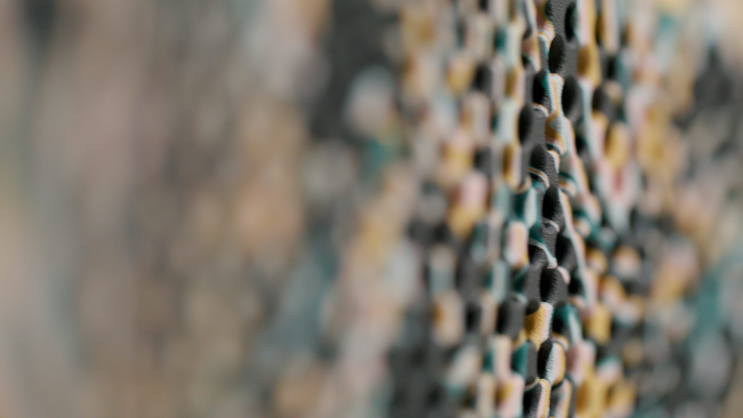 Gomi speaker recycled materials plastic detail