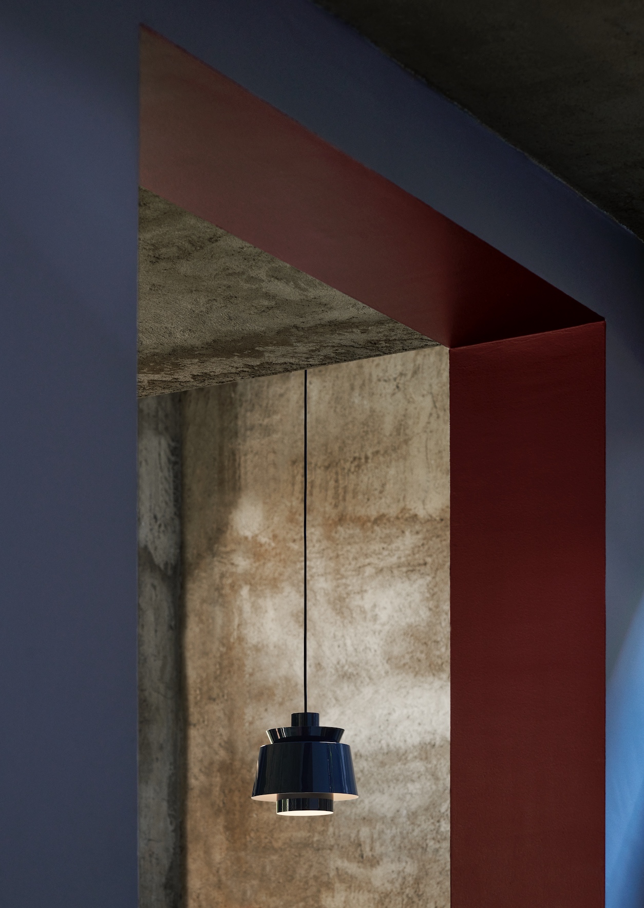 &Tradition Jørn Utzon’s blue JU1