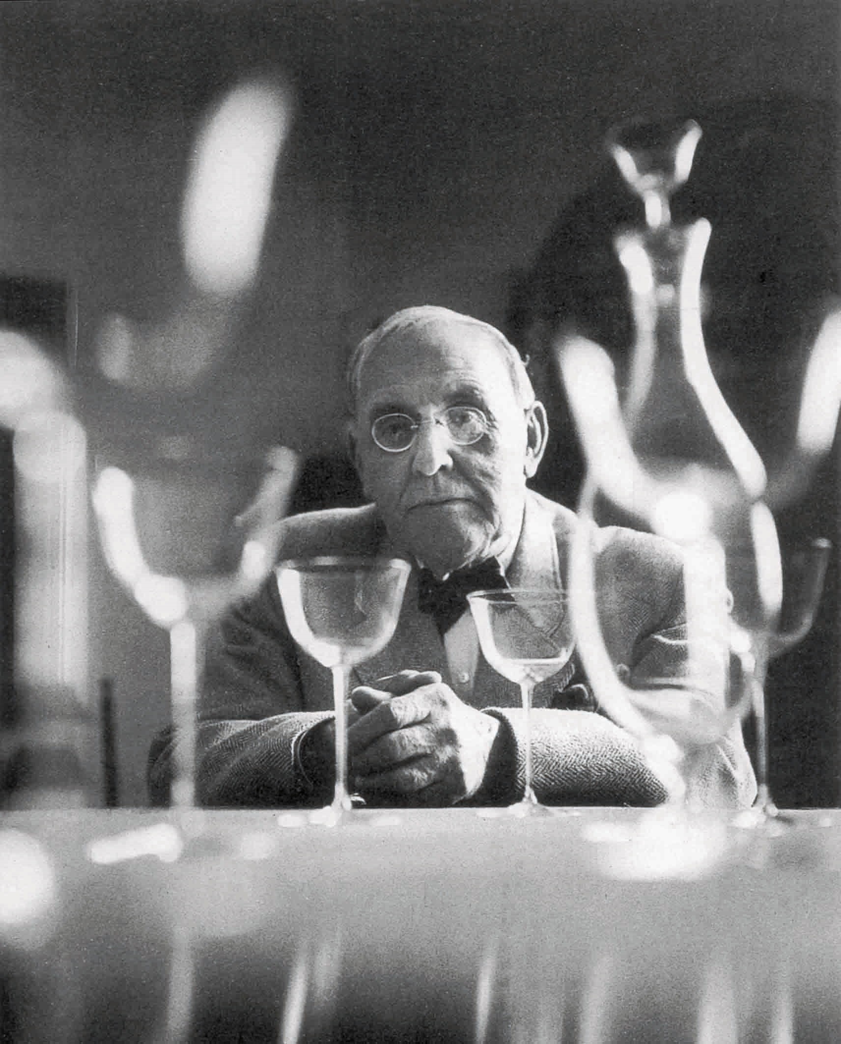 Yoichi R. Okamoto Josef Hoffmann