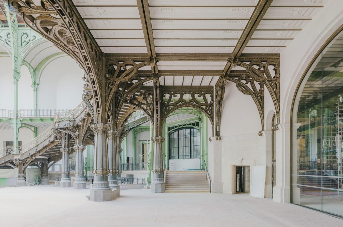 Le Grand Palais Paris cover