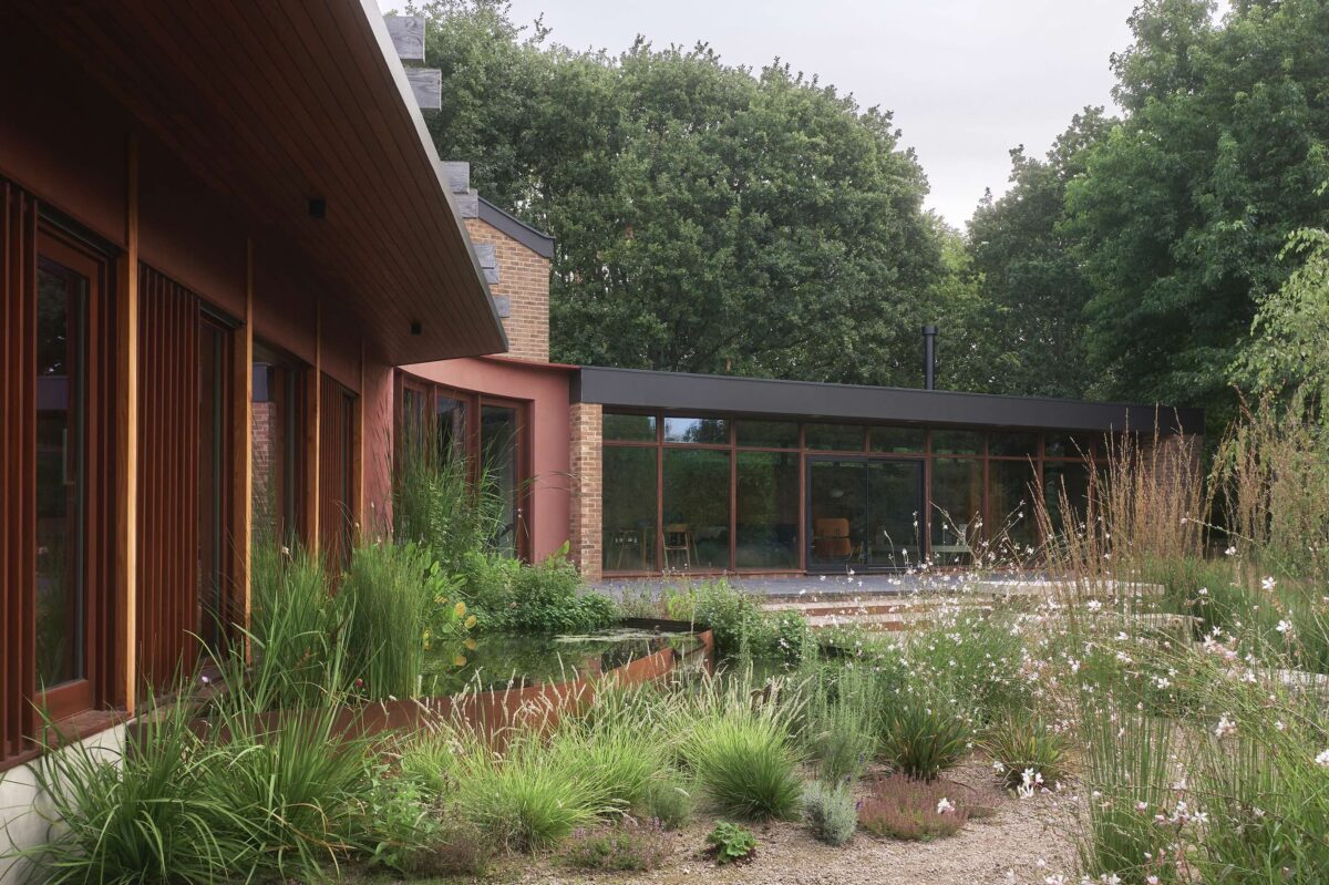 TH House